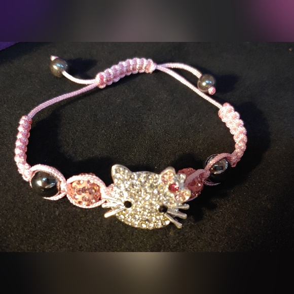 SOLD OUT Hello Kitty Friendship Bracelet. - Picture 5 of 7